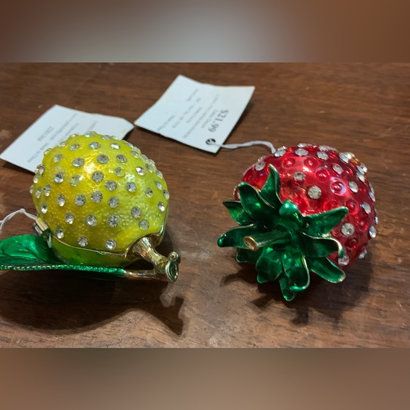 .2 small Decorative Jewelry Boxes - Picture 16 of 16